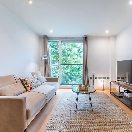 Cosy Apartment 15 Minutes From Oxford Circus/Soho ロンドン エクステリア 写真