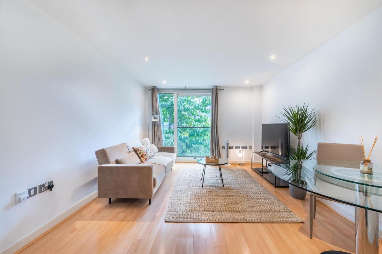 Cosy Apartment 15 Minutes From Oxford Circus/Soho ロンドン エクステリア 写真