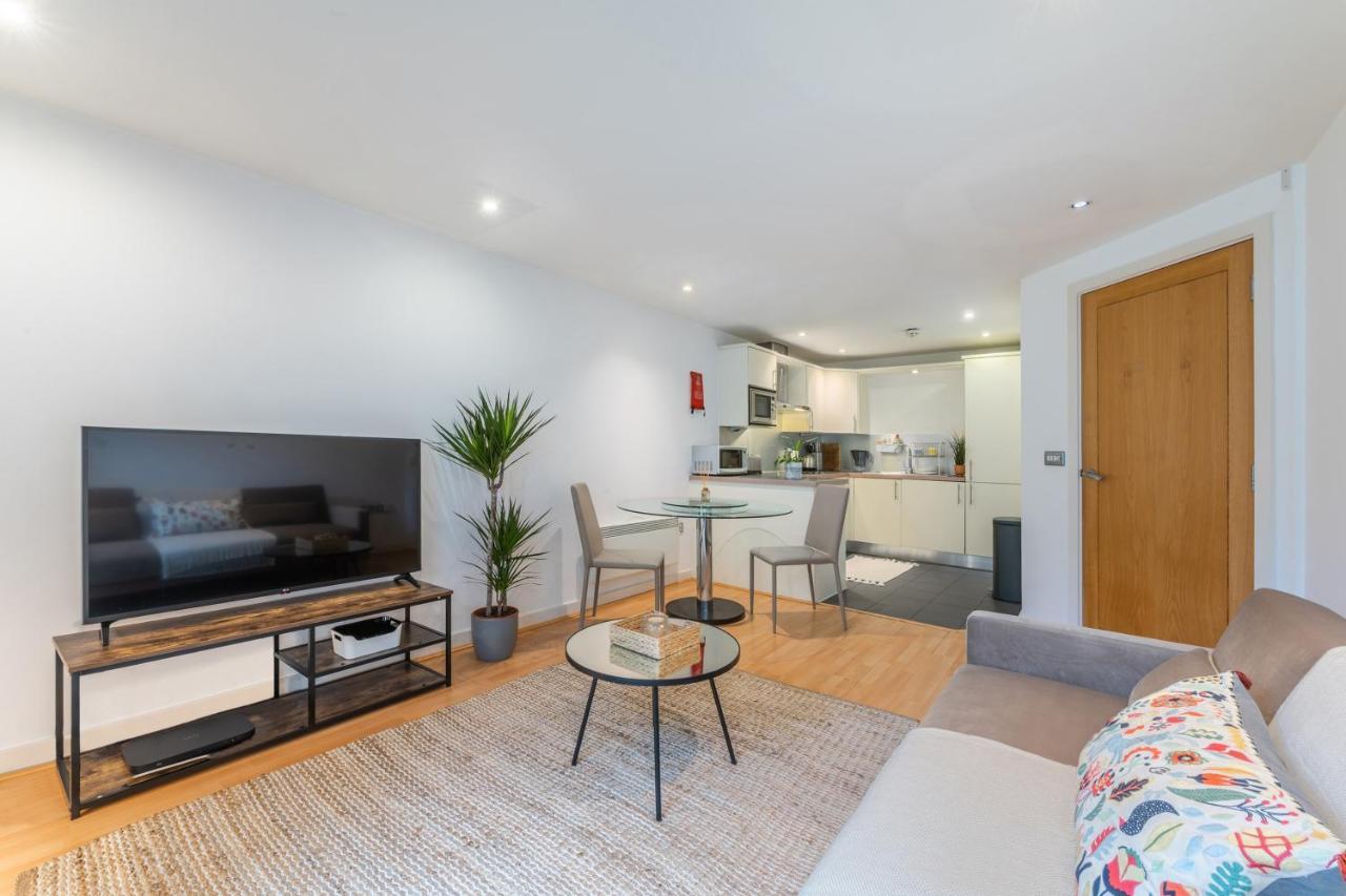 Cosy Apartment 15 Minutes From Oxford Circus/Soho ロンドン エクステリア 写真