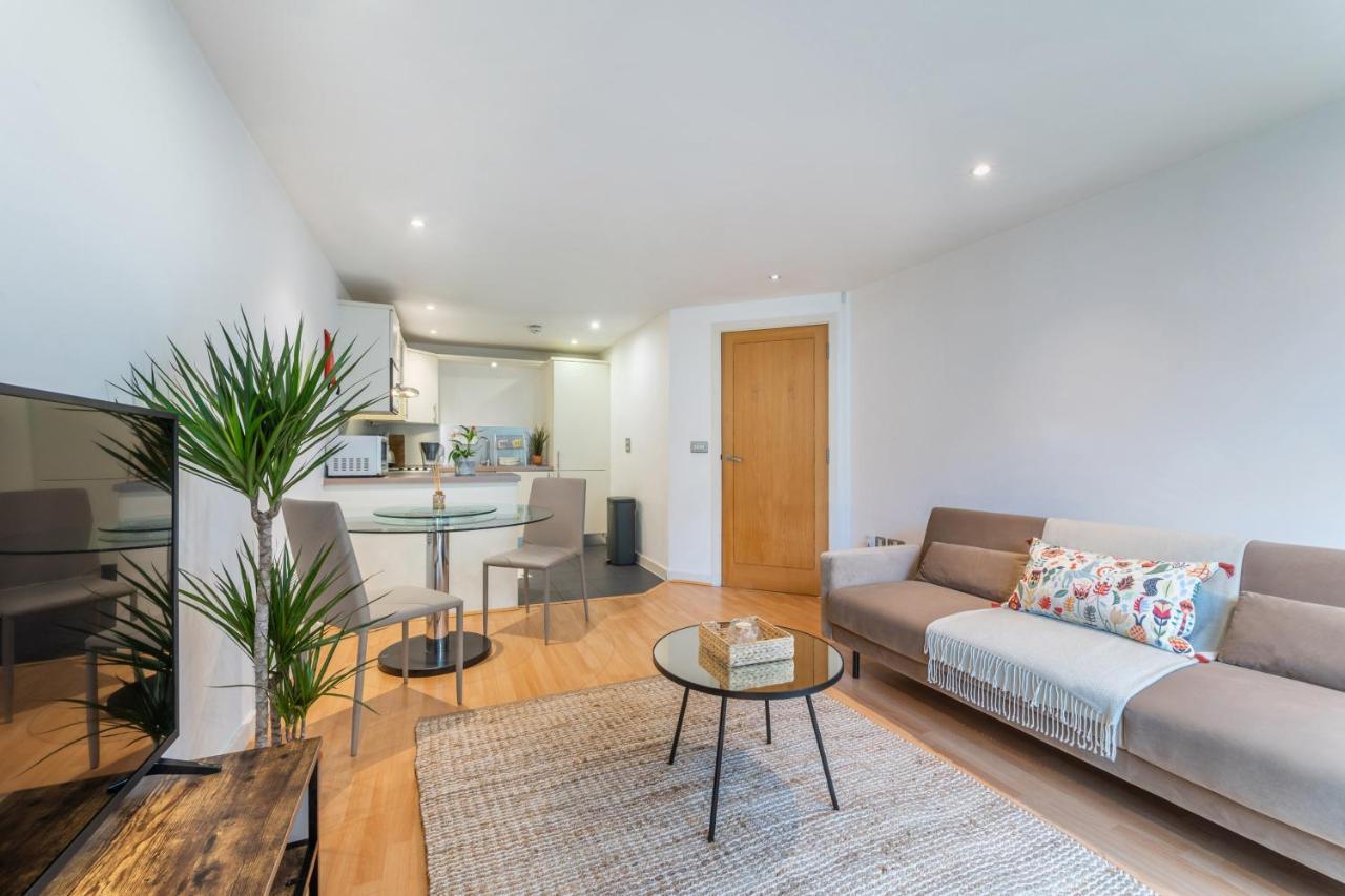 Cosy Apartment 15 Minutes From Oxford Circus/Soho ロンドン エクステリア 写真